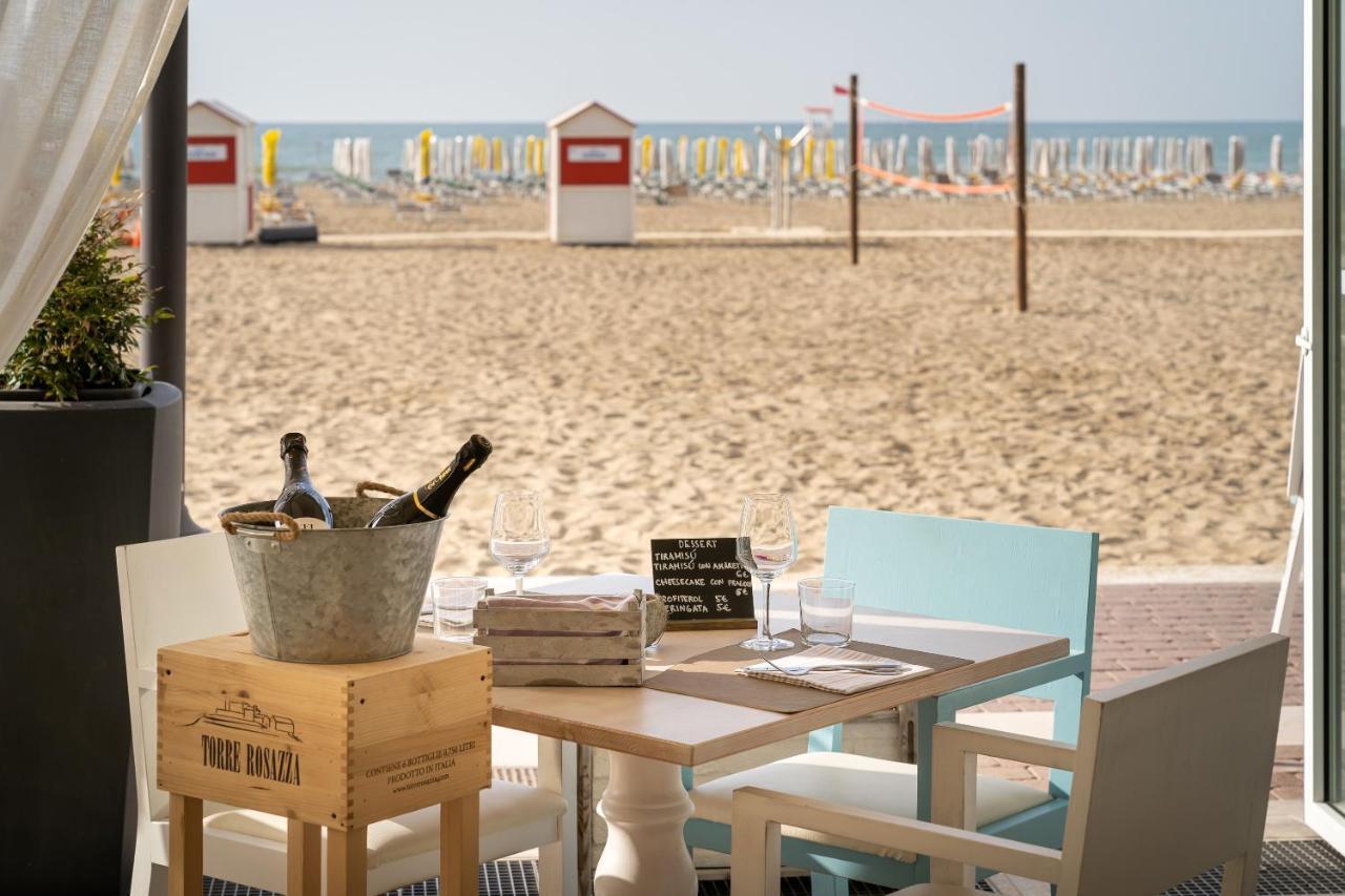 Hotel Tizian Beach Καόρλε Εξωτερικό φωτογραφία